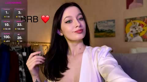 sensuallucy233 online show from January 13, 5:24 am