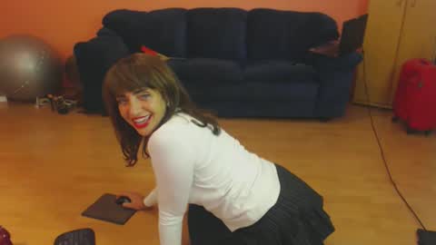 Snapshot of sensualmyra chatting on October 15, 3:01 pm sensualmyra online show from October 15, 3:01 pm