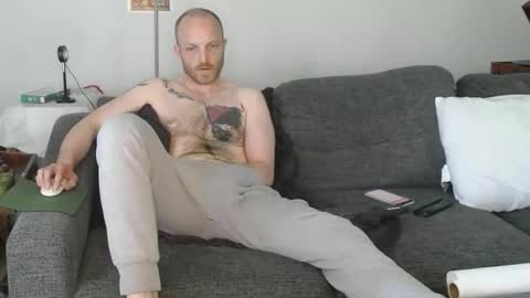Snapshot of sensuoussativas chatting on May 22, 5:51 pm The Sensuous Sativas online show from May 22, 5:51 pm