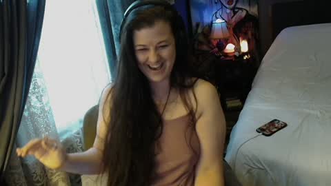 Tara online show from December 23, 1:45 pm