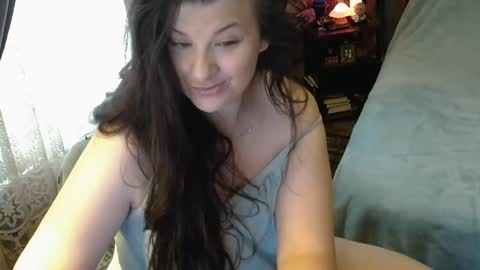 Tara online show from March 4, 1:17 pm