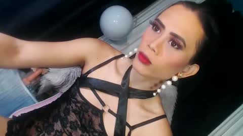 senyora_evangelista online show from April 2, 4:32 am