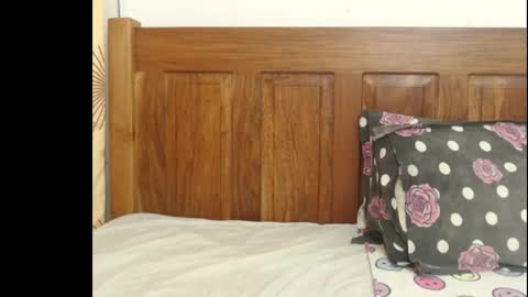 Anne online show from February 24, 6:11 am