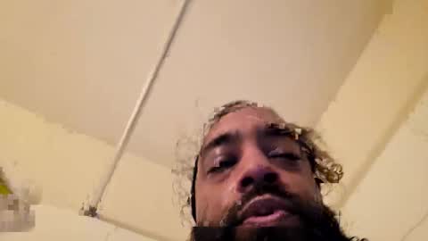 Snapshot of serani02 chatting on December 21, 10:22 am Serani online show from December 21, 10:22 am