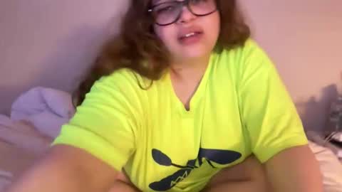 Snapshot of seraphinavelvet chatting on March 4, 12:05 am Seraphina online show from March 4, 12:05 am