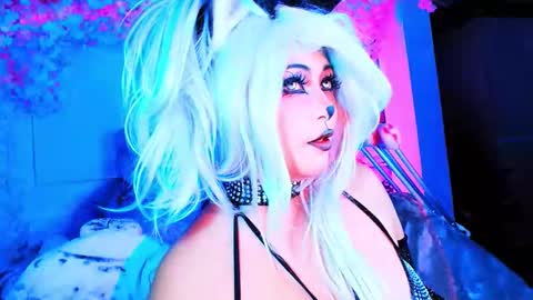 Snapshot of seraphine23_ chatting on February 18, 3:13 am seraphine online show from February 18, 3:13 am