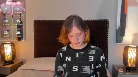 Seraphine star online show from March 16, 1:00 am