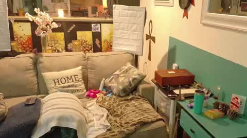 Snapshot of seraphyx33 chatting on September 9, 11:15 pm seraphyx33 online show from September 9, 11:15 pm