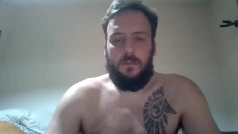 Snapshot of serbianguy8 chatting on May 24, 9:53 pm serbianguy8 online show from May 24, 9:53 pm