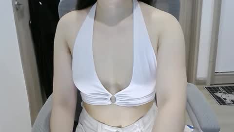 Lina online show from April 11, 6:40 am