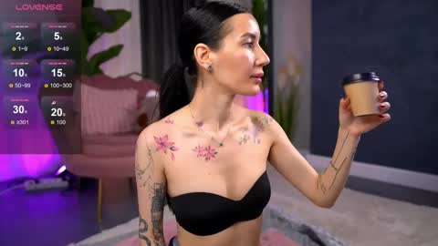 Serena online show from October 24, 10:11 am