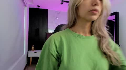 Serene online show from January 16, 12:31 pm