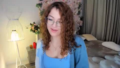 Ophelia online show from November 29, 10:07 am