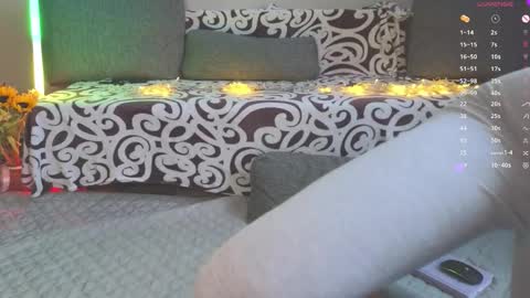 Hey Guys and Girls non-binary personalities  Im Sereta online show from January 14, 11:16 am