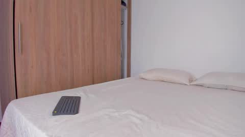 Snapshot of serge_7 chatting on October 16, 5:03 pm Serge online show from October 16, 5:03 pm