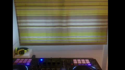 Dj Notorious aka bionik hand online show from September 20, 5:47 pm