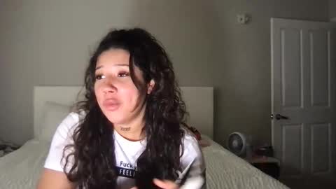 servexely online show from March 3, 6:14 pm