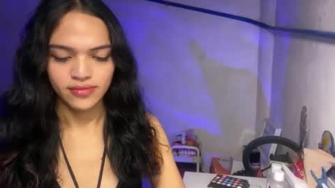 Bella online show from October 27, 3:49 pm