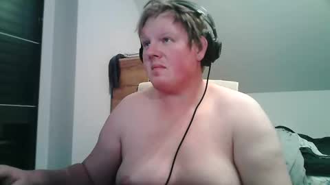 Snapshot of setcuna chatting on February 8, 9:29 pm setcuna online show from February 8, 9:29 pm