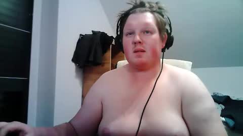 Snapshot of setcuna chatting on February 11, 10:37 pm setcuna online show from February 11, 10:37 pm