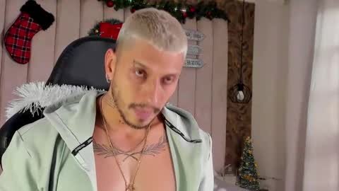 HEY IM SETH online show from December 19, 5:40 pm