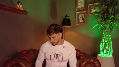 Snapshot of seth_vega_ chatting on February 6, 8:12 pm HEY IM SETH online show from February 6, 8:12 pm