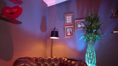 Snapshot of seth_vega_ chatting on February 15, 9:22 pm HEY IM SETH online show from February 15, 9:22 pm