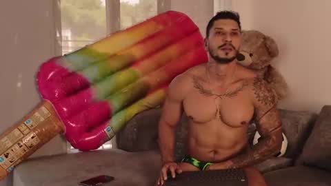 HEY IM SETH online show from June 25, 6:01 pm