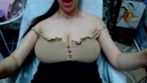 Snapshot of seu_cute chatting on April 7, 7:03 pm seu_cute online show from April 7, 7:03 pm