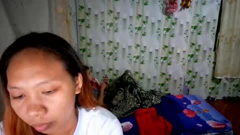 Snapshot of sex_angel2 chatting on August 7, 12:40 pm sex_angel2 online show from August 7, 12:40 pm