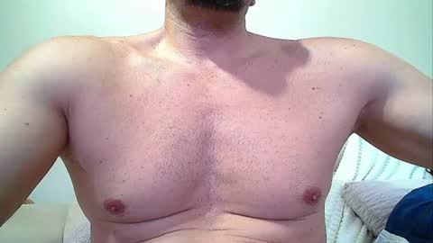 Snapshot of sex_machine_19 chatting on July 9, 12:09 pm SEX MACHINE 19 online show from July 9, 12:09 pm
