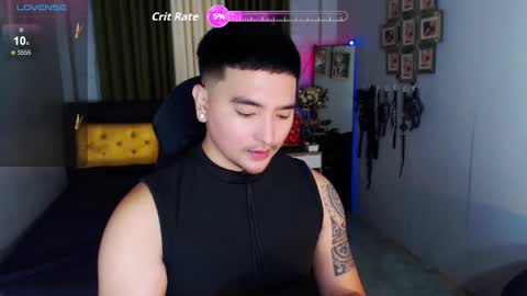 AXEL online show from November 30, 10:36 pm