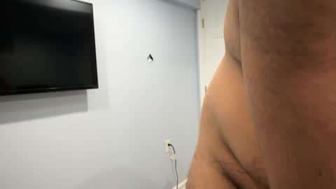 Snapshot of sexaddict_26 chatting on January 11, 8:08 am sexaddict_26 online show from January 11, 8:08 am