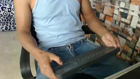 arnold online show from October 22, 9:36 pm