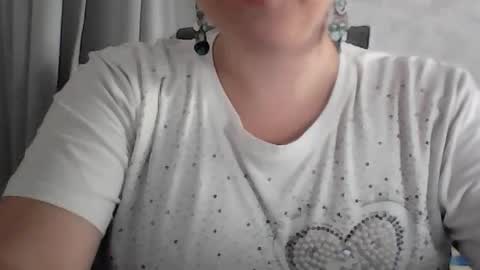 Snapshot of sexcoppia_24 chatting on June 25, 7:57 am sexcoppia_24 online show from June 25, 7:57 am