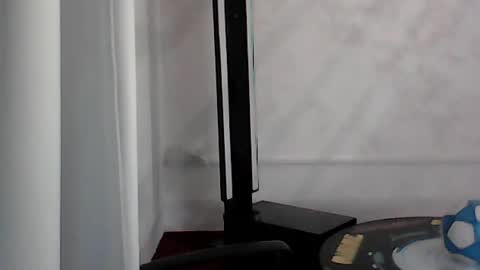 Snapshot of sexcoppia_24 chatting on July 10, 8:29 am sexcoppia_24 online show from July 10, 8:29 am
