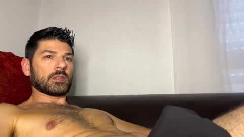 Snapshot of sexfriendch chatting on October 5, 3:54 pm Lucenzo online show from October 5, 3:54 pm