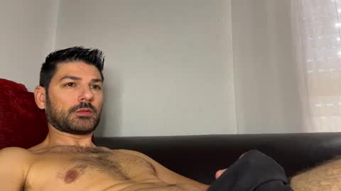 Snapshot of sexfriendch chatting on October 27, 9:35 am Lucenzo online show from October 27, 9:35 am