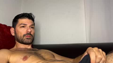 Snapshot of sexfriendch chatting on November 21, 5:11 pm Lucenzo online show from November 21, 5:11 pm