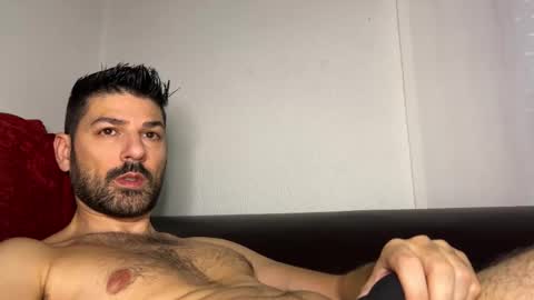 Snapshot of sexfriendch chatting on January 14, 9:15 am Lucenzo online show from January 14, 9:15 am