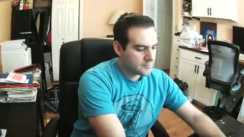 Snapshot of sexfungames chatting on February 9, 5:33 pm Kyle online show from February 9, 5:33 pm