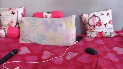Snapshot of sexiebootyjoyxx chatting on December 10, 10:49 am sexiebootyjoyxx online show from December 10, 10:49 am