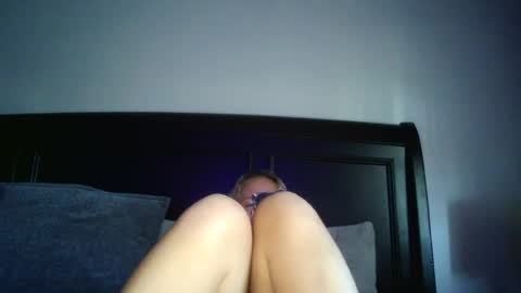Snapshot of sexiirose22 chatting on July 23, 10:51 pm Rose online show from July 23, 10:51 pm