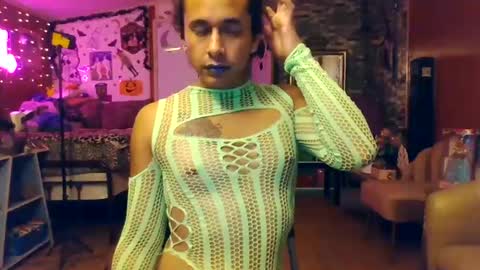 Snapshot of sexiwhiskey699 chatting on October 11, 8:13 am sexiwhiskey699 online show from October 11, 8:13 am