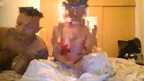 Robs and Jenn online show from March 22, 9:18 pm