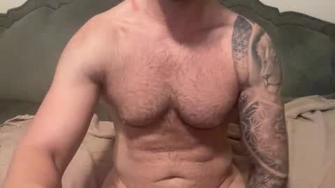 Snapshot of sexologistbull chatting on May 7, 2:22 pm SexologistBull online show from May 7, 2:22 pm