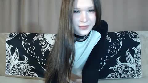 Snapshot of sexpired_princess chatting on October 30, 9:15 pm Nextdoor Princess online show from October 30, 9:15 pm