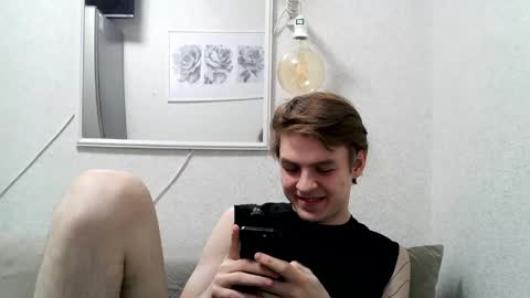 Jennis and OliverPvt is open online show from April 29, 6:58 pm
