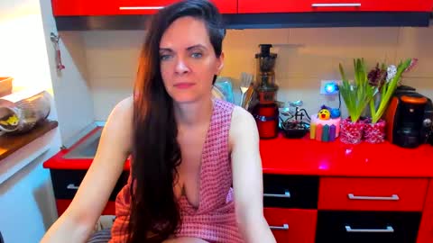 sexqueen1111 online show from February 26, 4:25 am