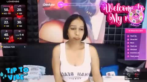 Snapshot of sexualindianx chatting on February 8, 7:49 pm claudelle online show from February 8, 7:49 pm